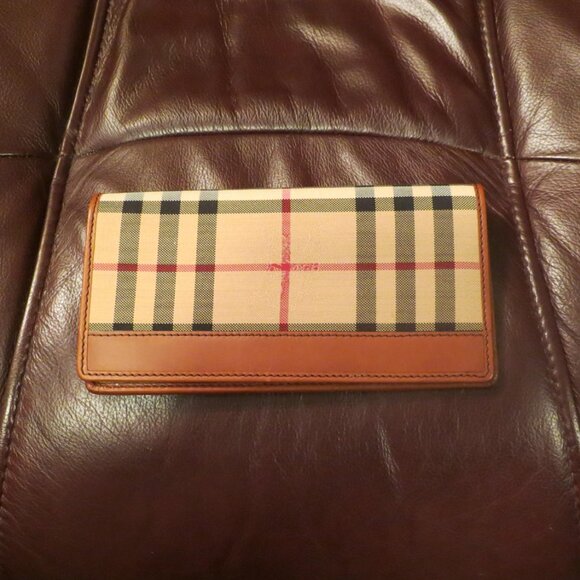 burberry breast continental wallet nwot - Picture 2 of 6